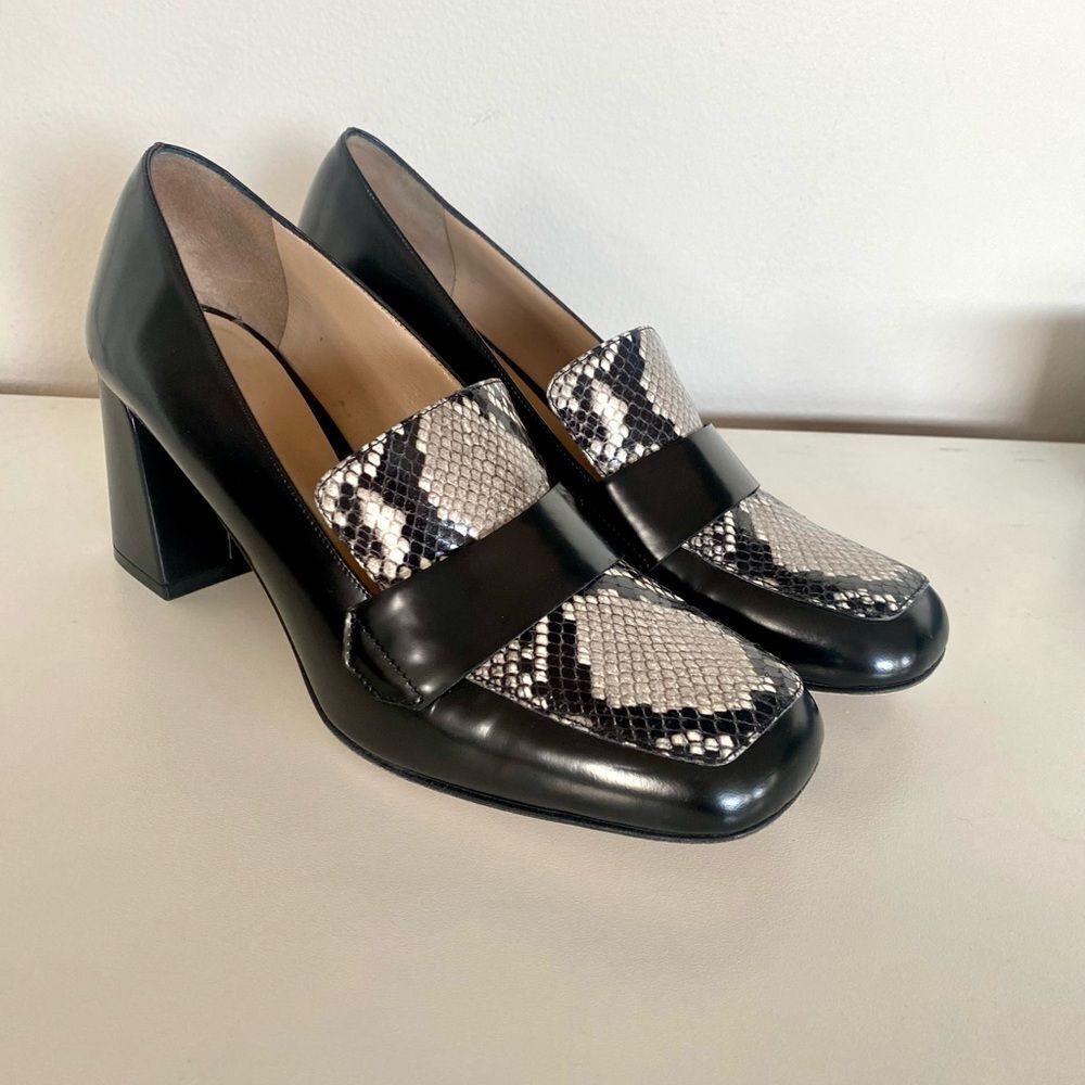 M. GEMI The Scuola Loafer Black Embossed Snake 41